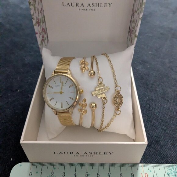 NWT Laura Ashley Women\'s 5pc Watch Set Gold Western Theme
